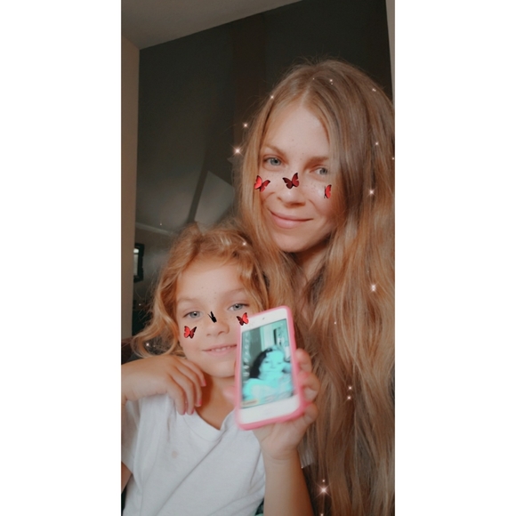 Meet your Posher, Ashley Annette - Picture 12 of 16